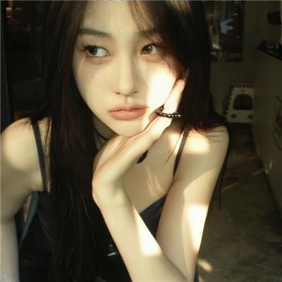 小楼春正浓